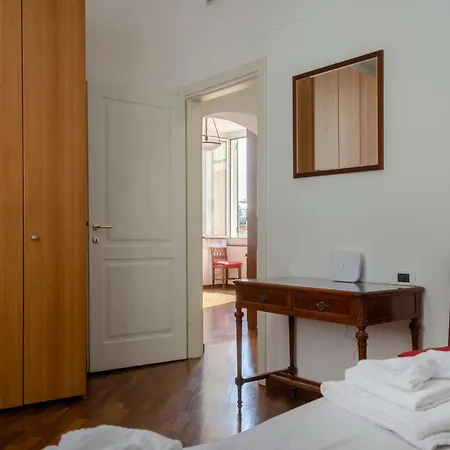 Joivy Apartment For 4 Near The Port Of Genua Exterior foto
