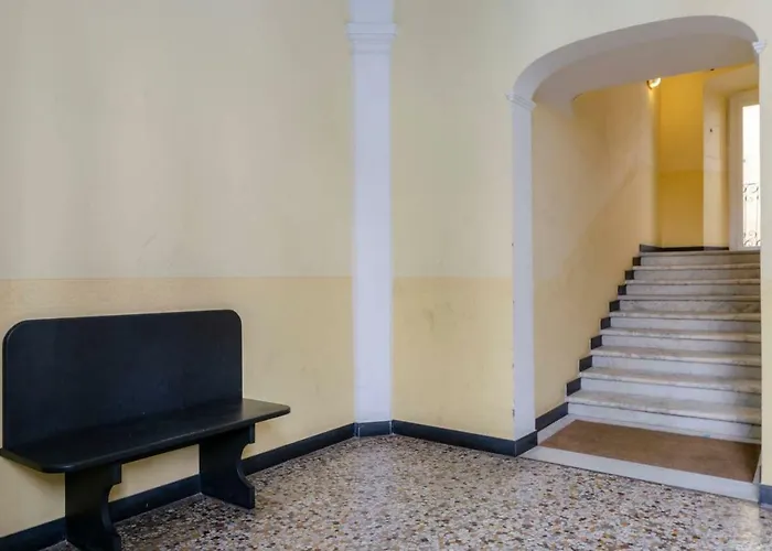 Joivy Apartment For 4 Near The Port Of Genoa