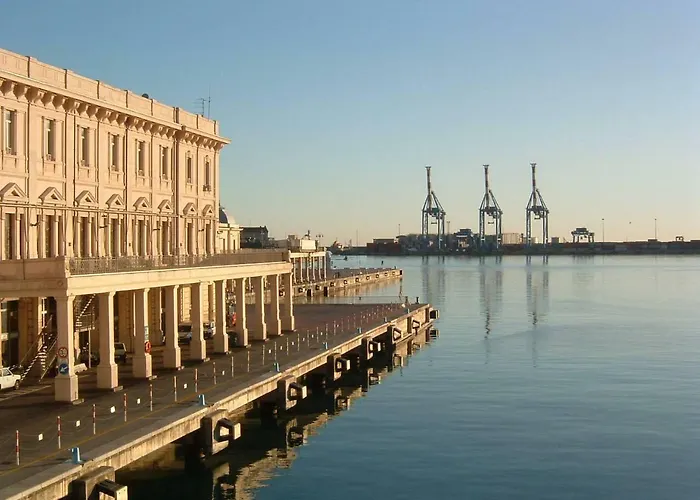Joivy Apartment For 4 Near The Port Of Genoa