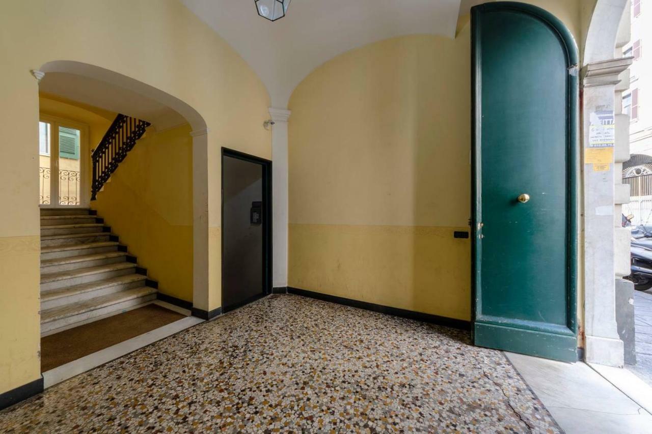 Apartment Joivy For 4 Near The Port Of Genoa